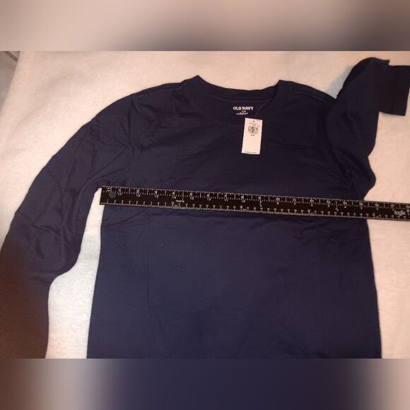 Old Navy Softest Long-Sleeve T-Shirt NWT - Picture 3 of 5